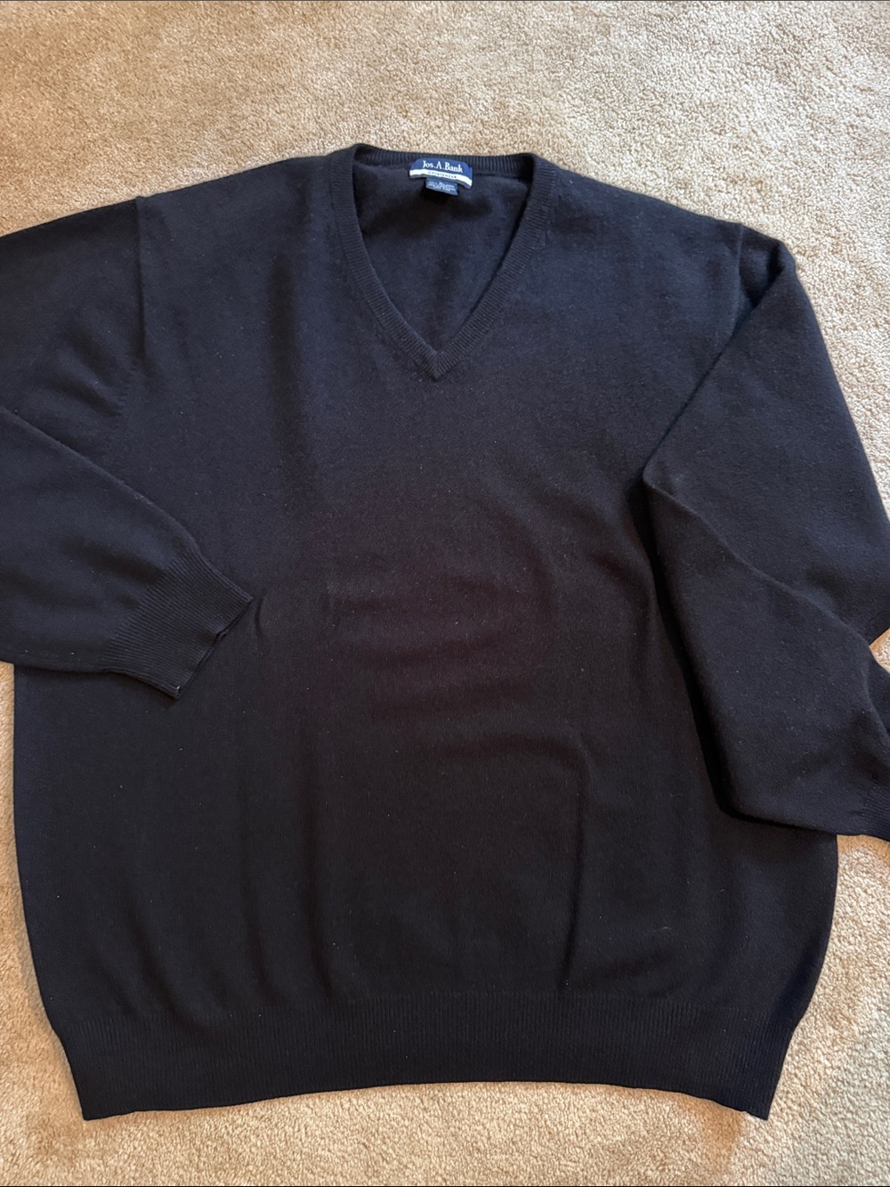 Jos. A. Bank 100% Cashmere Men’s Black V-Neck Sweater